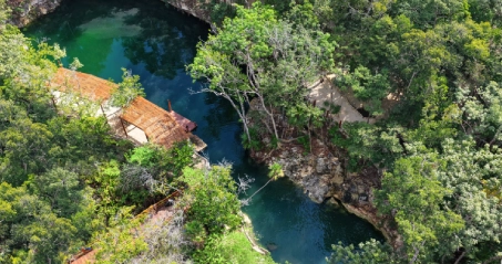 cenote-en-sanam-tulum-mexico